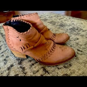 Rebels leather booties